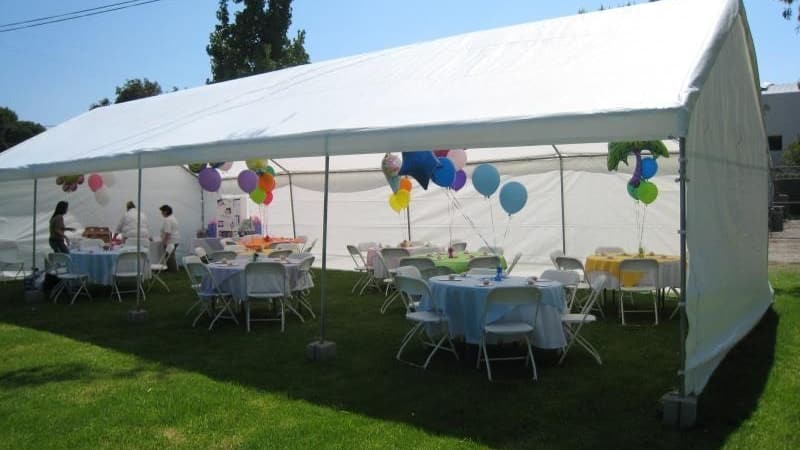 20×20 Party Tent Package